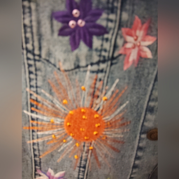 DG2 by Diane Gilman Blue Denim Vest - Picture 3 of 6